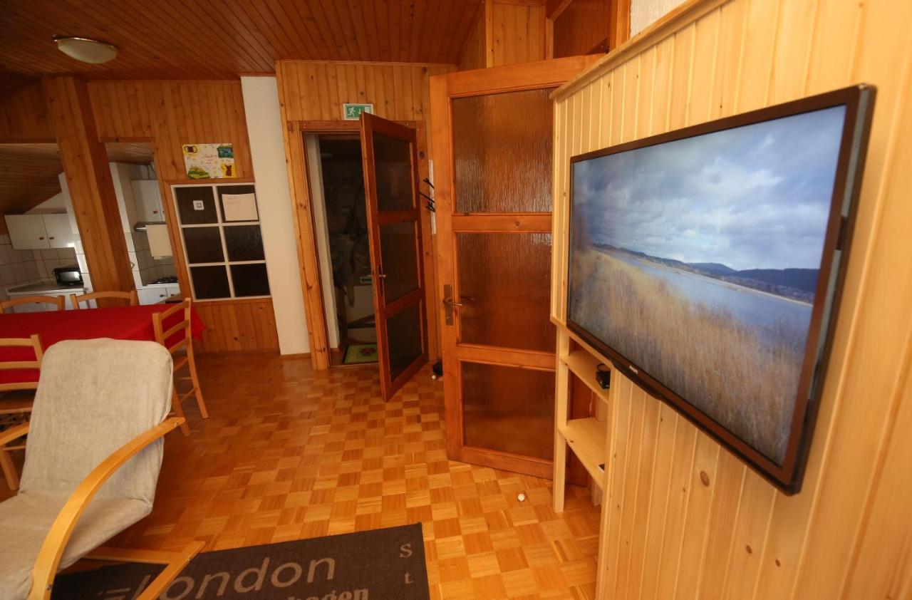 Apartment Jezerka Cerknica Buitenkant foto