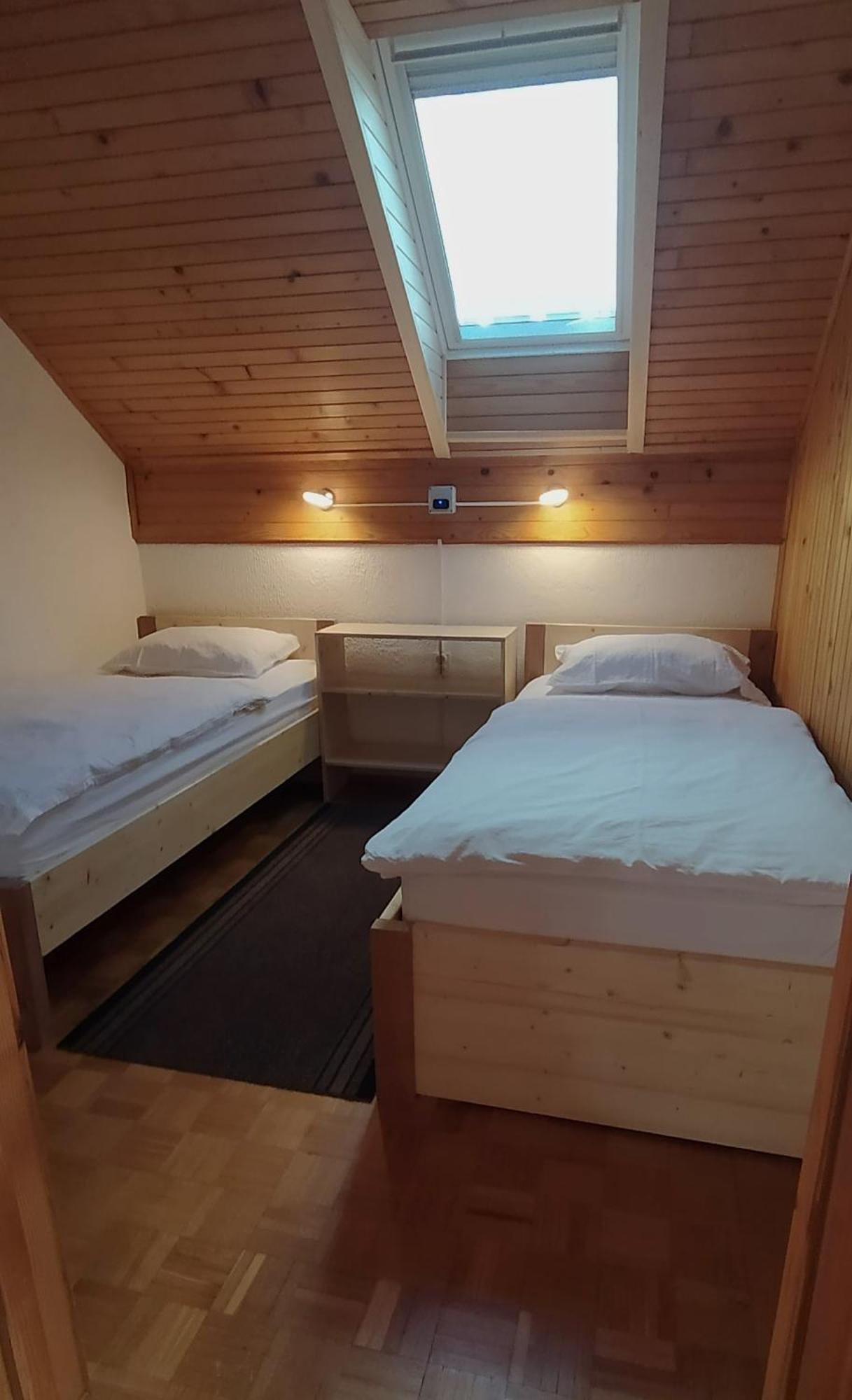 Apartment Jezerka Cerknica Buitenkant foto